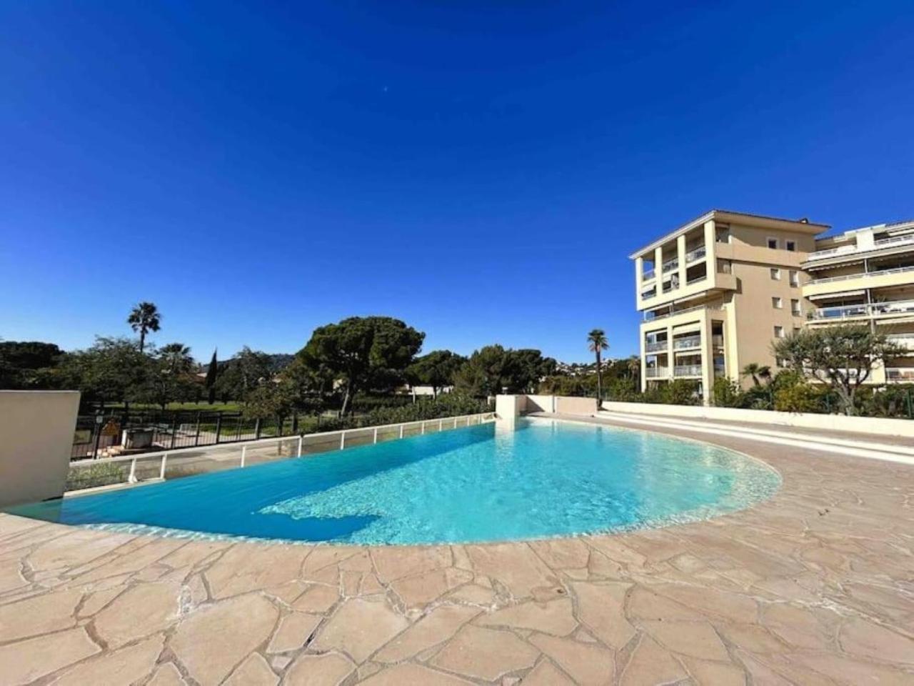Il Gioiello : Apt 2 Pers, Clim, Piscine, Parking Antibes Exteriör bild